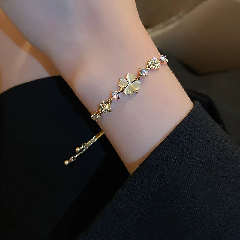 Delicate Flower Bracelet