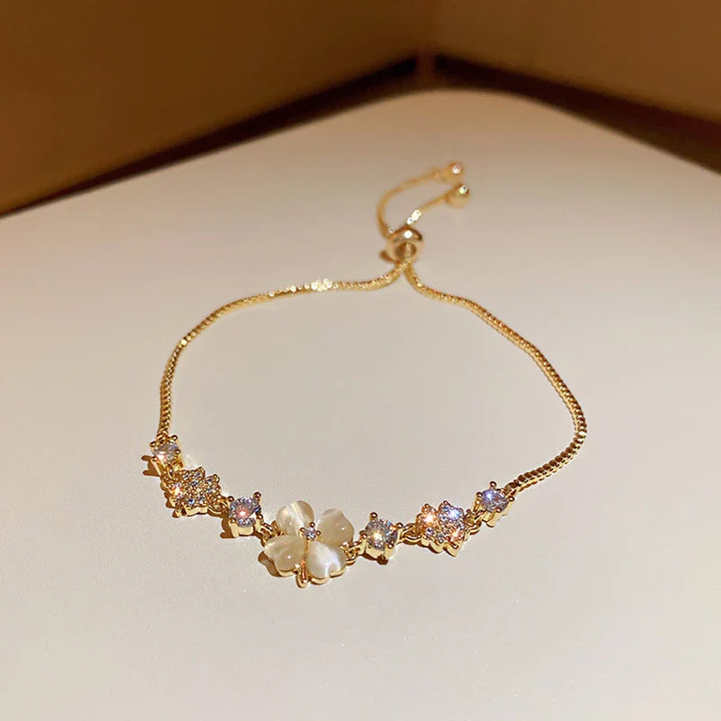 Delicate Flower Bracelet
